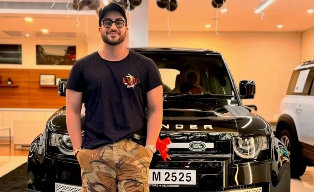 Aly Goni DEFENDER CAR